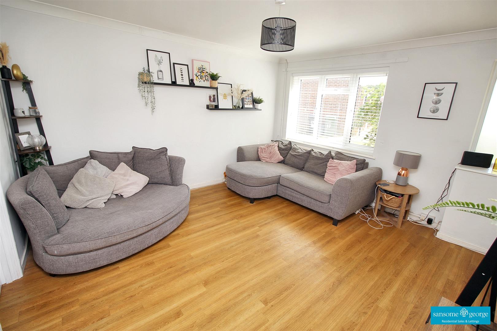 Lucey Close, Tilehurst, Reading